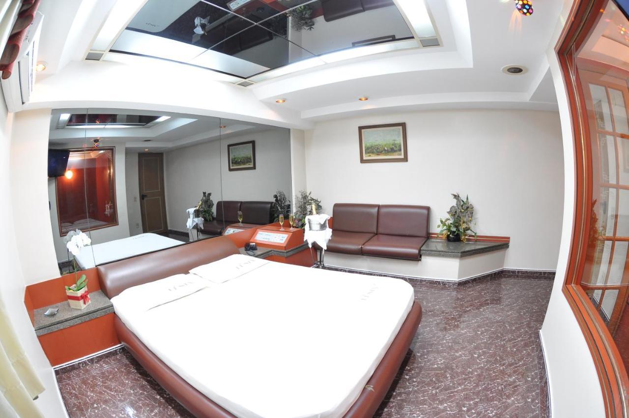 Hotel Fenix (Adults Only) ริโอเดจาเนโร ภายนอก รูปภาพ