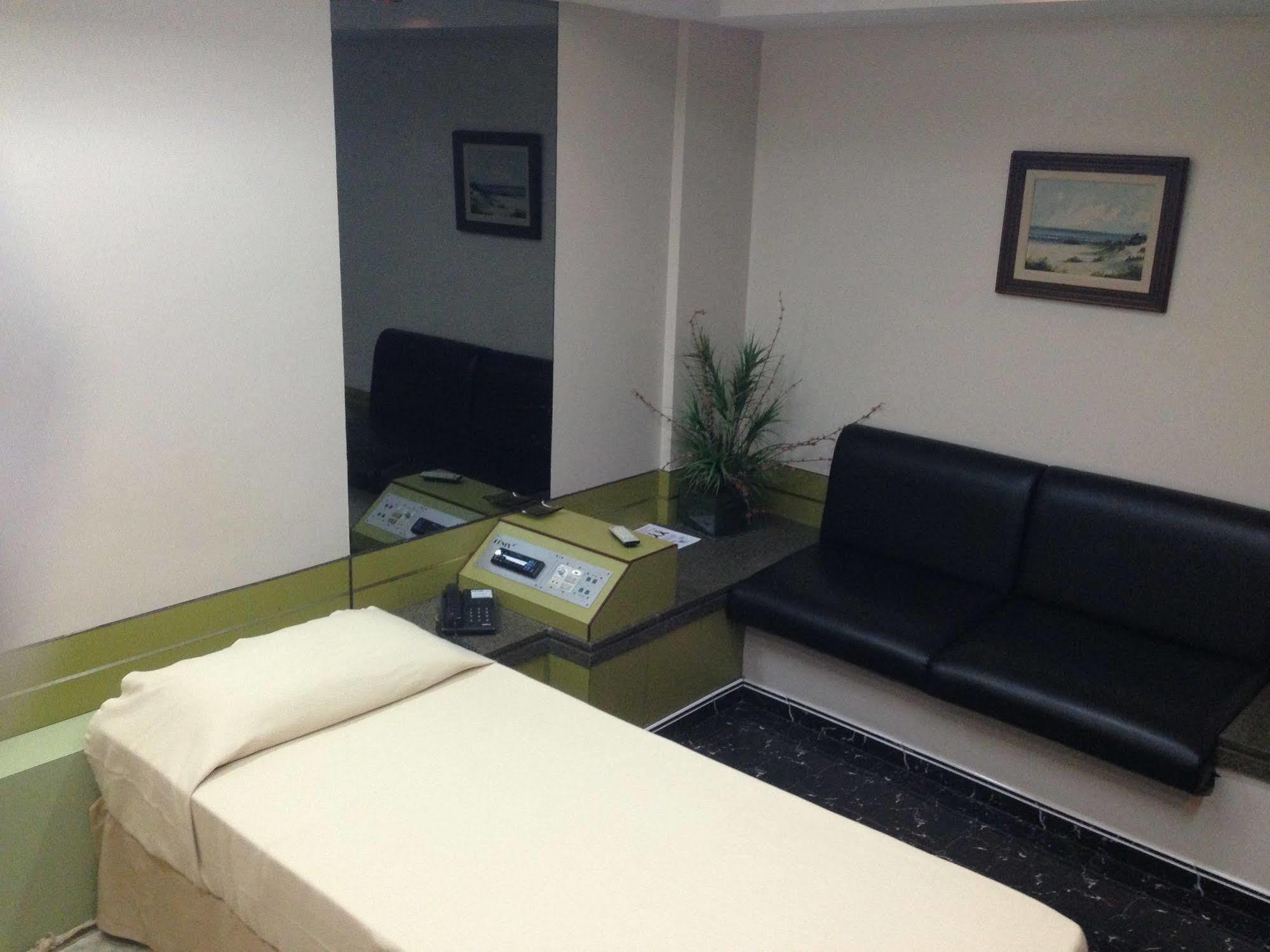 Hotel Fenix (Adults Only) ริโอเดจาเนโร ภายนอก รูปภาพ
